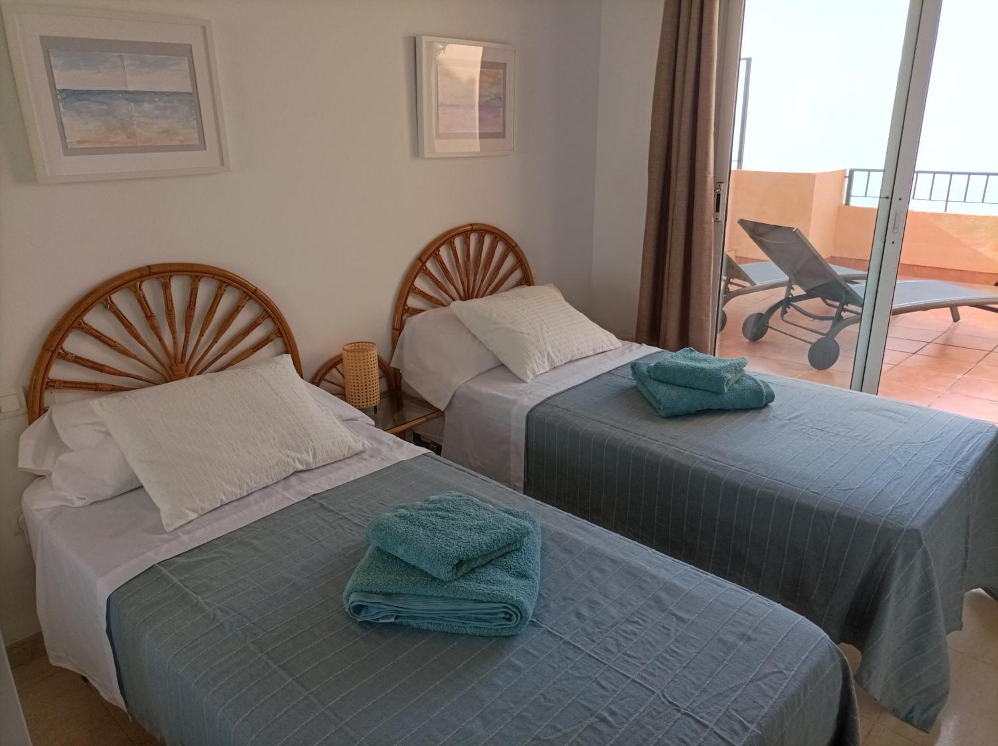 בנאלמדנה Carvajal Beach Seaview Apartment מראה חיצוני תמונה